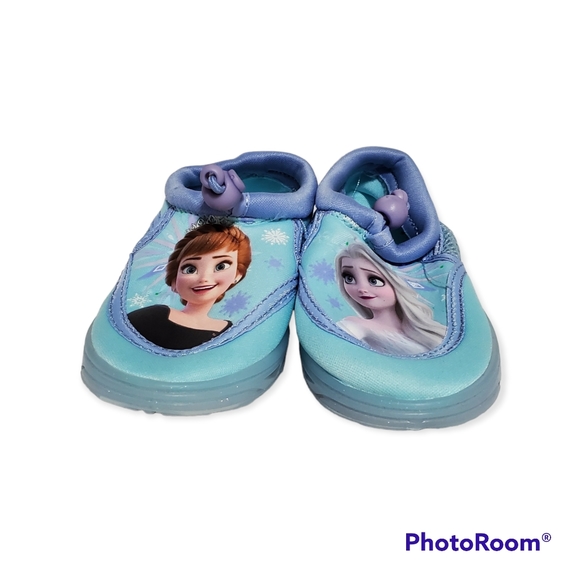 Disney Elsa and Anna Frozen II Disney Princesses Girls Water Shoes Like New - Picture 14 of 16